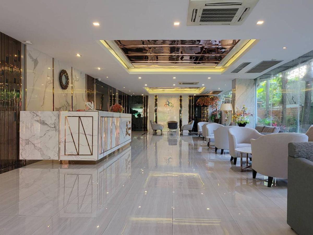 Three Seasons Bangkok Hotel Buitenkant foto