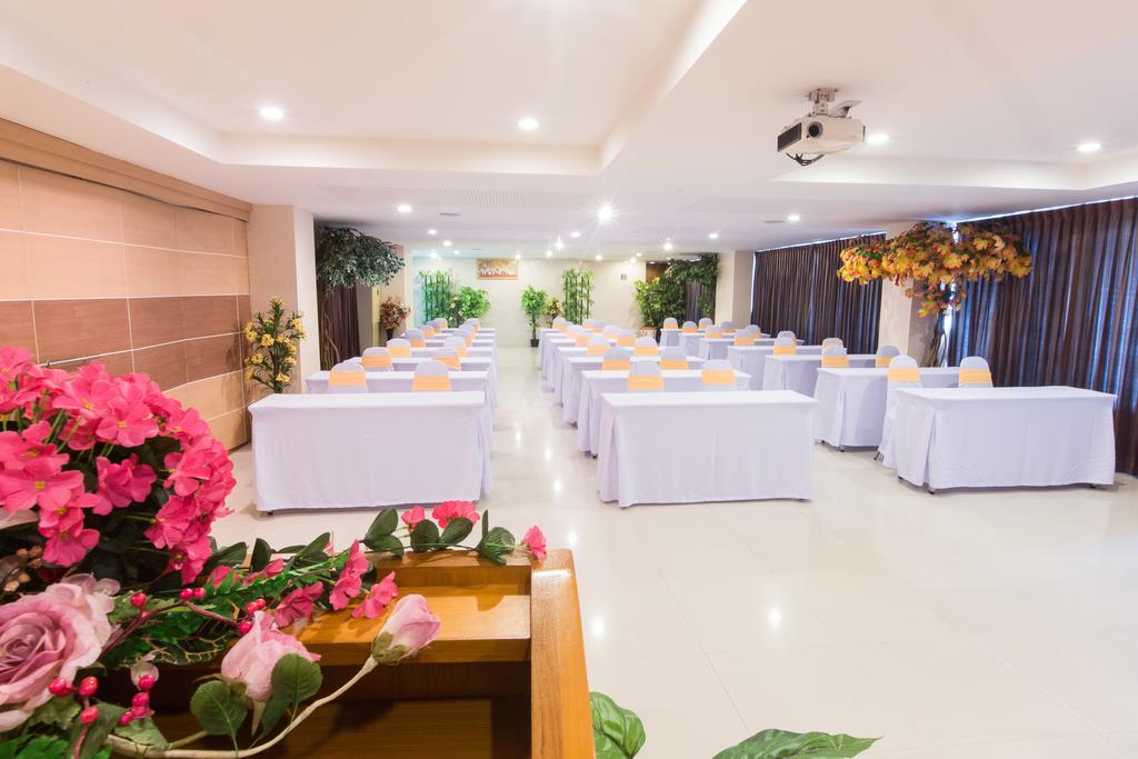 Three Seasons Bangkok Hotel Buitenkant foto